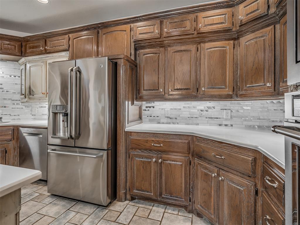 2104 Pinnacle Point Property Photo 11