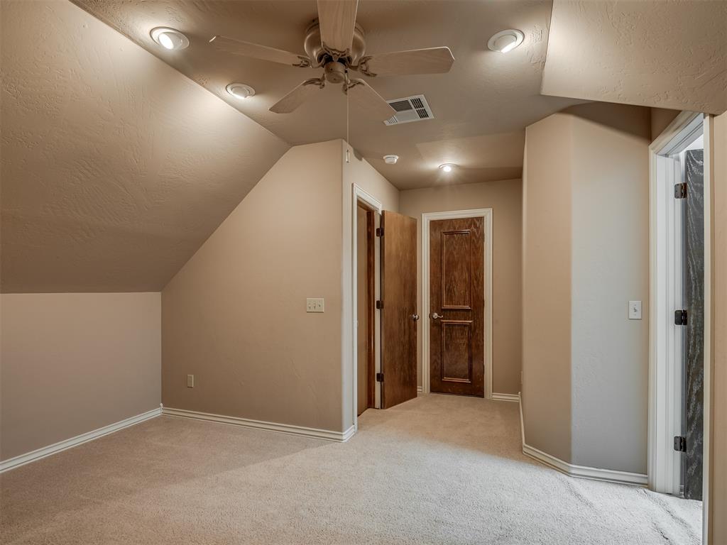 2104 Pinnacle Point Property Photo 37