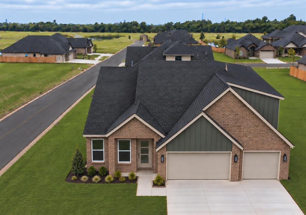 16033 Segovia Drive Property Photo 1