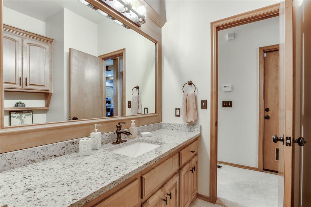 2301 Bay Hill Place Property Photo 32