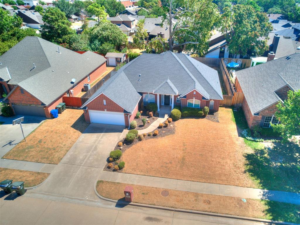 909 Hearthstone Property Photo 2