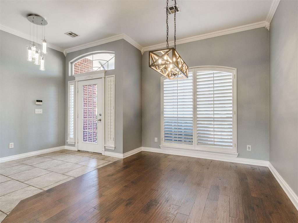 909 Hearthstone Property Photo 5
