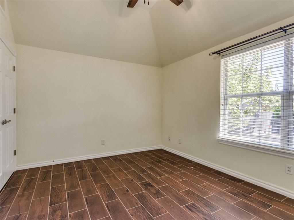909 Hearthstone Property Photo 24