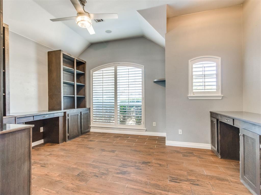 909 Hearthstone Property Photo 27