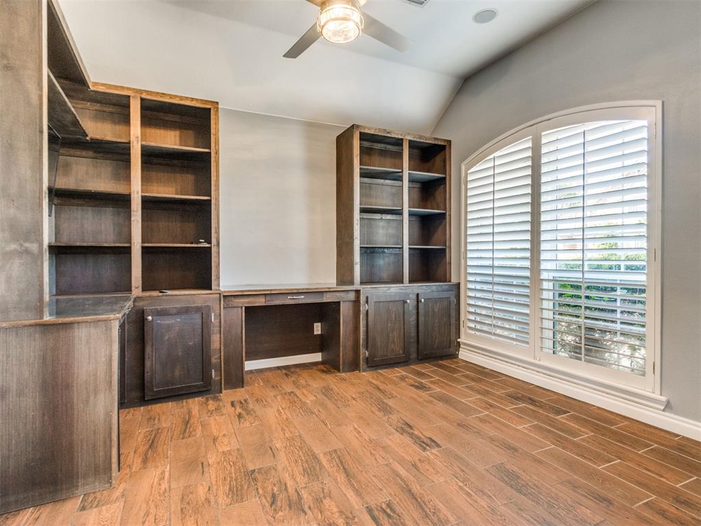909 Hearthstone Property Photo 28