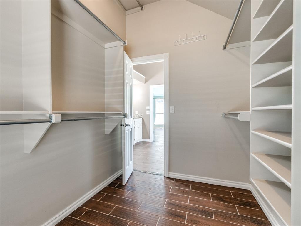 909 Hearthstone Property Photo 38