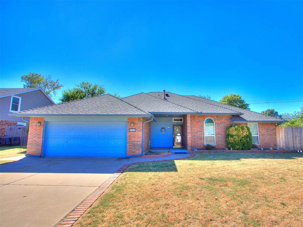 109 S Ramblin Oaks Drive Property Photo 2