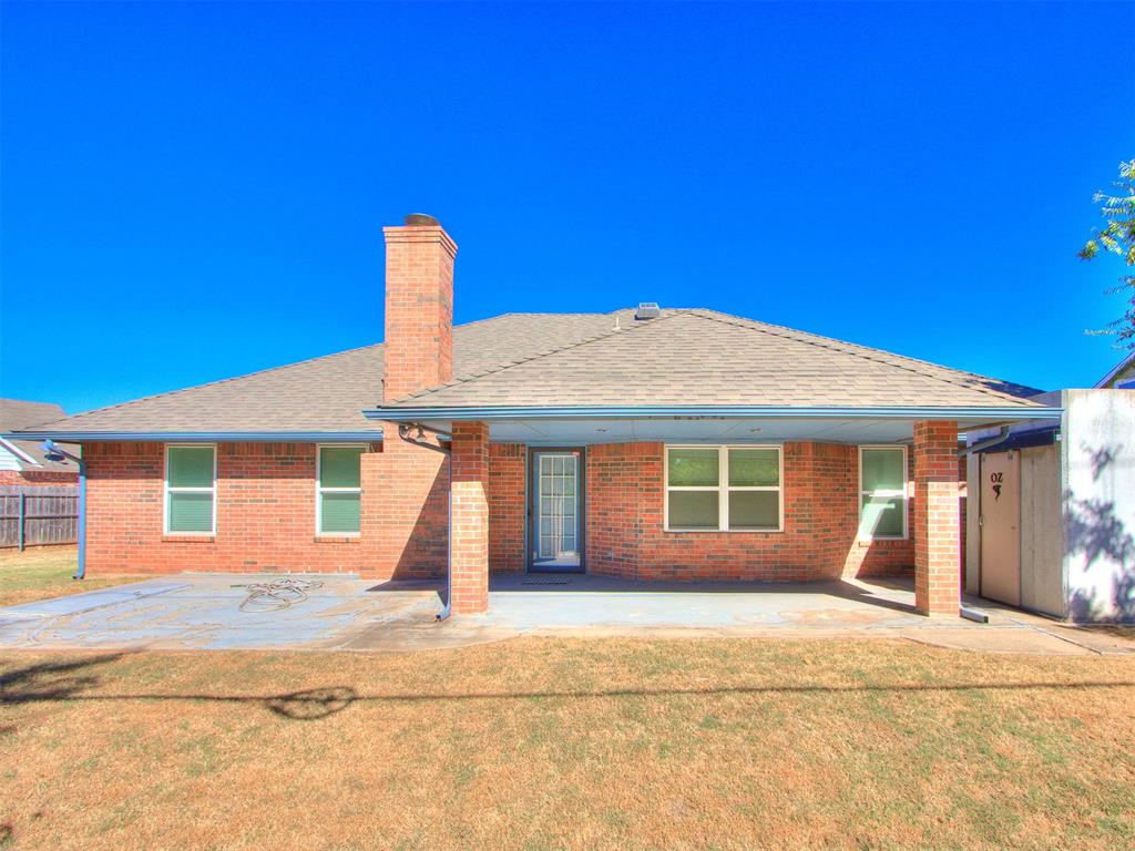 109 S Ramblin Oaks Drive Property Photo 41