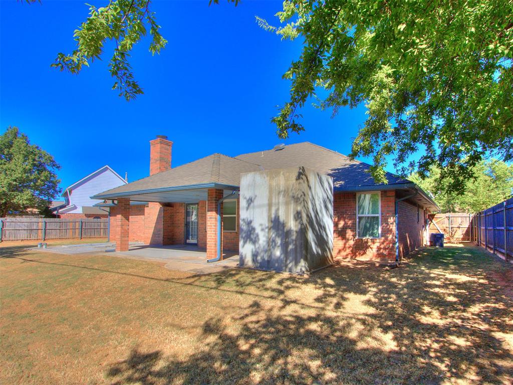 109 S Ramblin Oaks Drive Property Photo 42