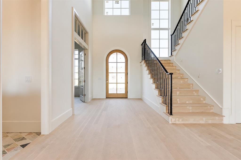 20886 Alba Court Property Photo 3