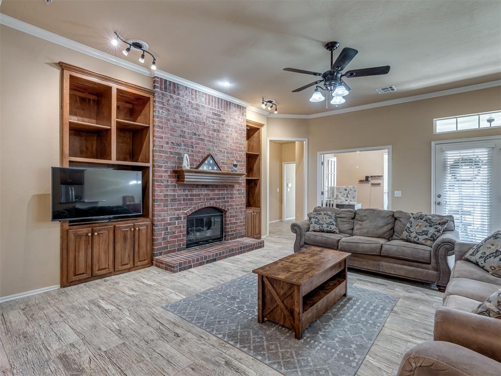 15624 Traditions Drive Property Photo 8