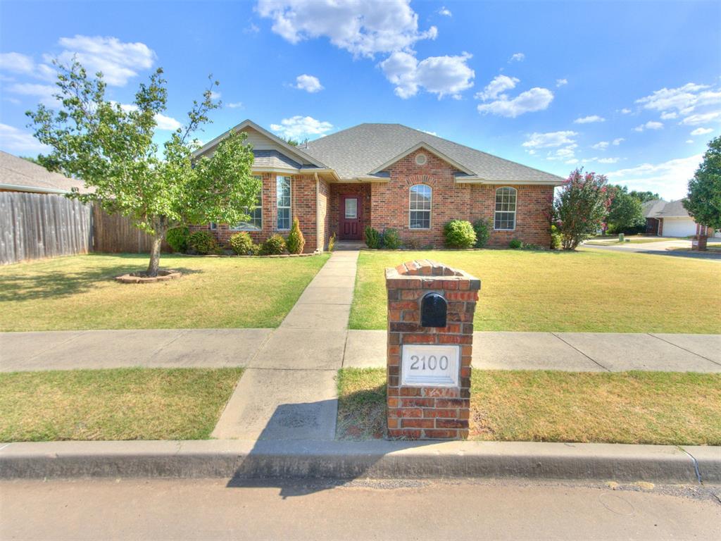 2100 Bradford Way Property Photo 3