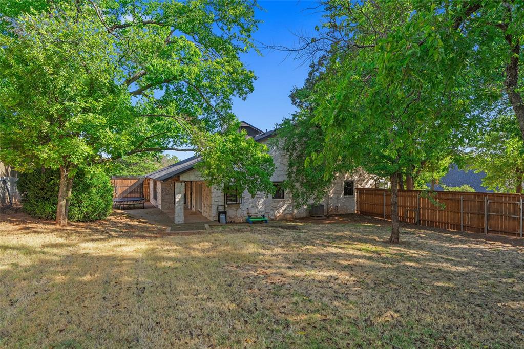 620 Park Place Property Photo 24
