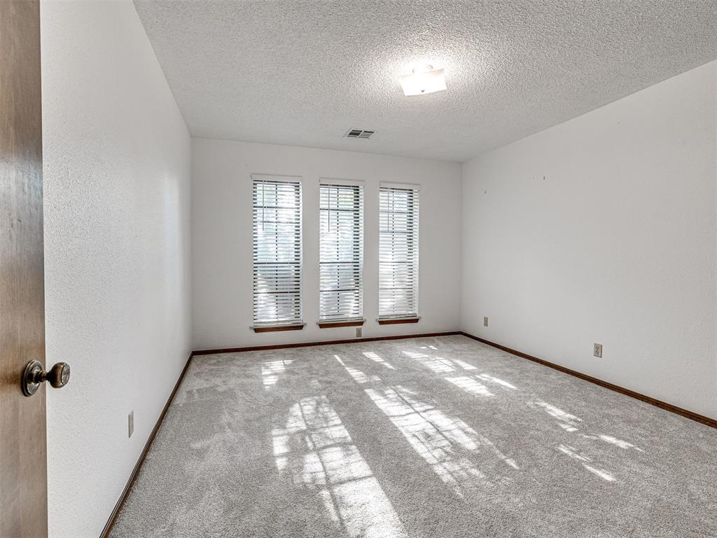 706 Heatherhill Drive Property Photo 20