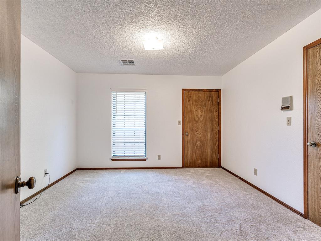706 Heatherhill Drive Property Photo 24