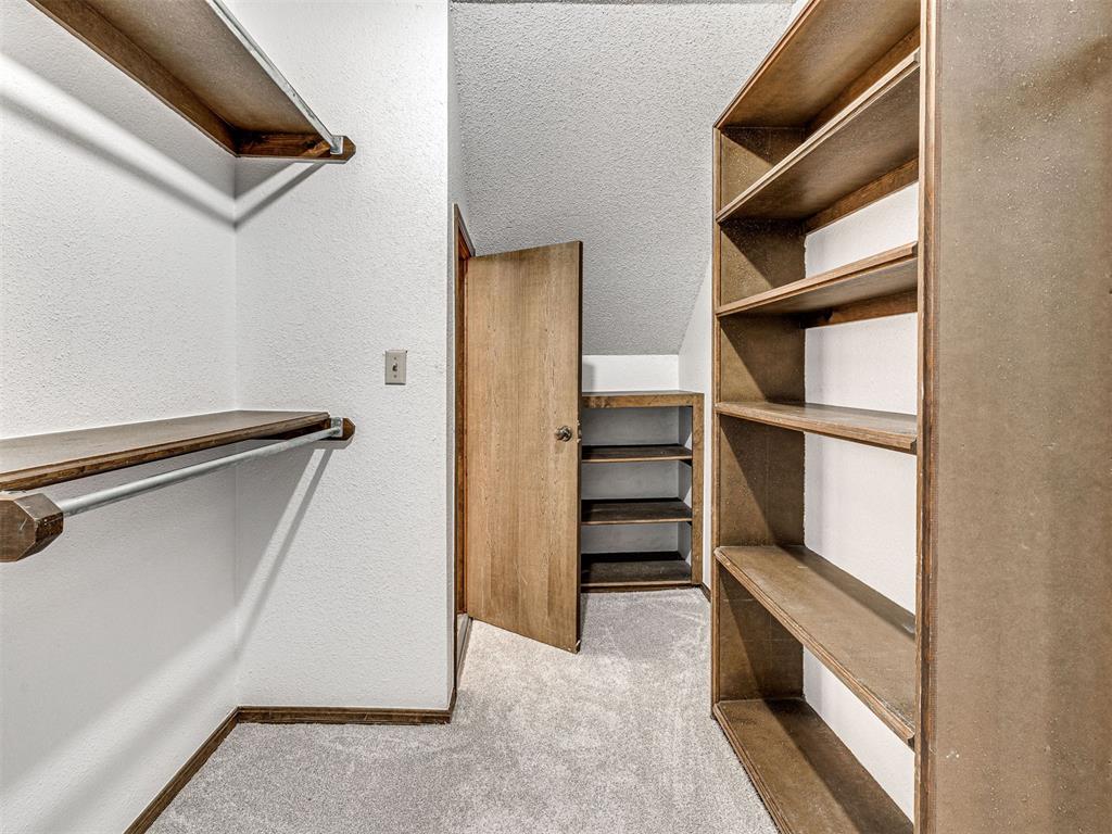 706 Heatherhill Drive Property Photo 25