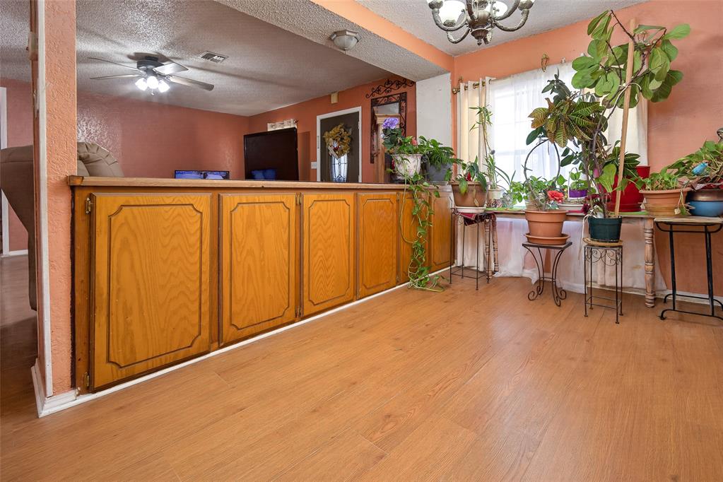 10260 250th Street Property Photo 5