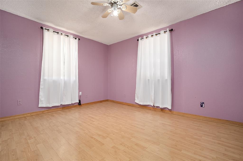 10260 250th Street Property Photo 10