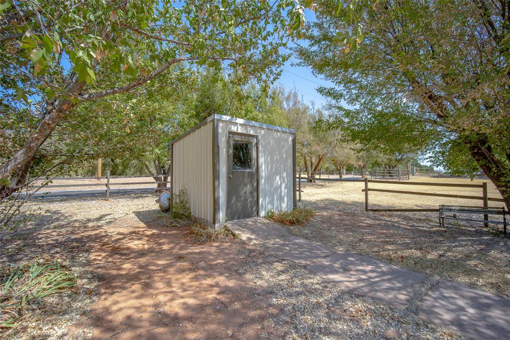 10260 250th Street Property Photo 30