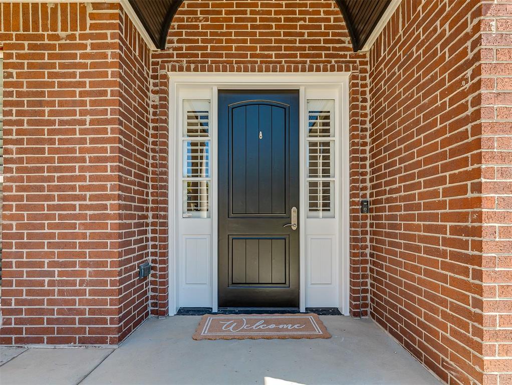 6908 Stinchcomb Drive Property Photo 3