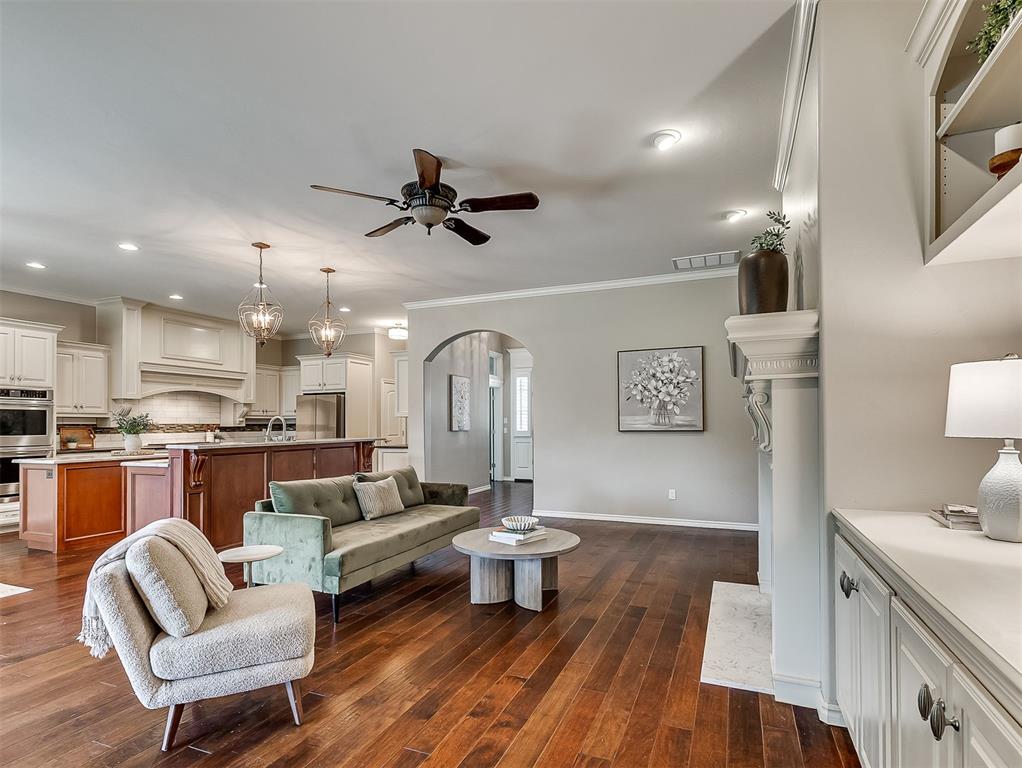 6908 Stinchcomb Drive Property Photo 10