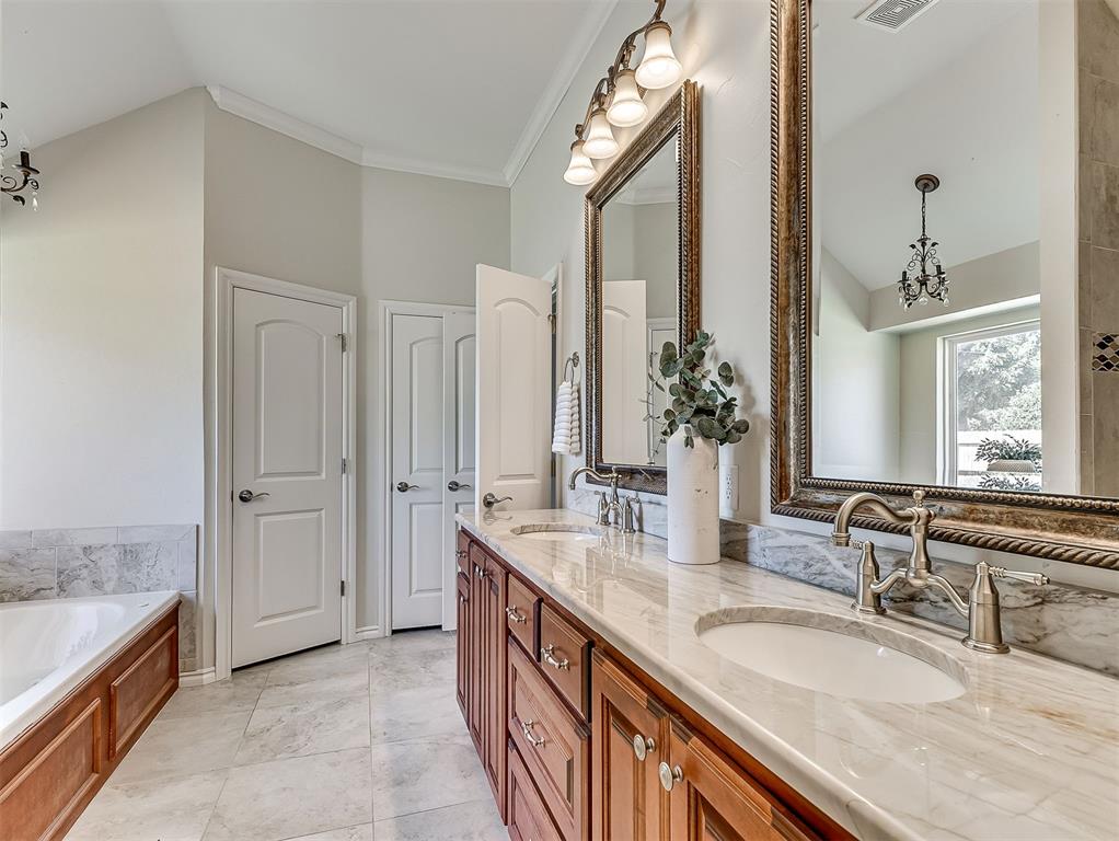 6908 Stinchcomb Drive Property Photo 33