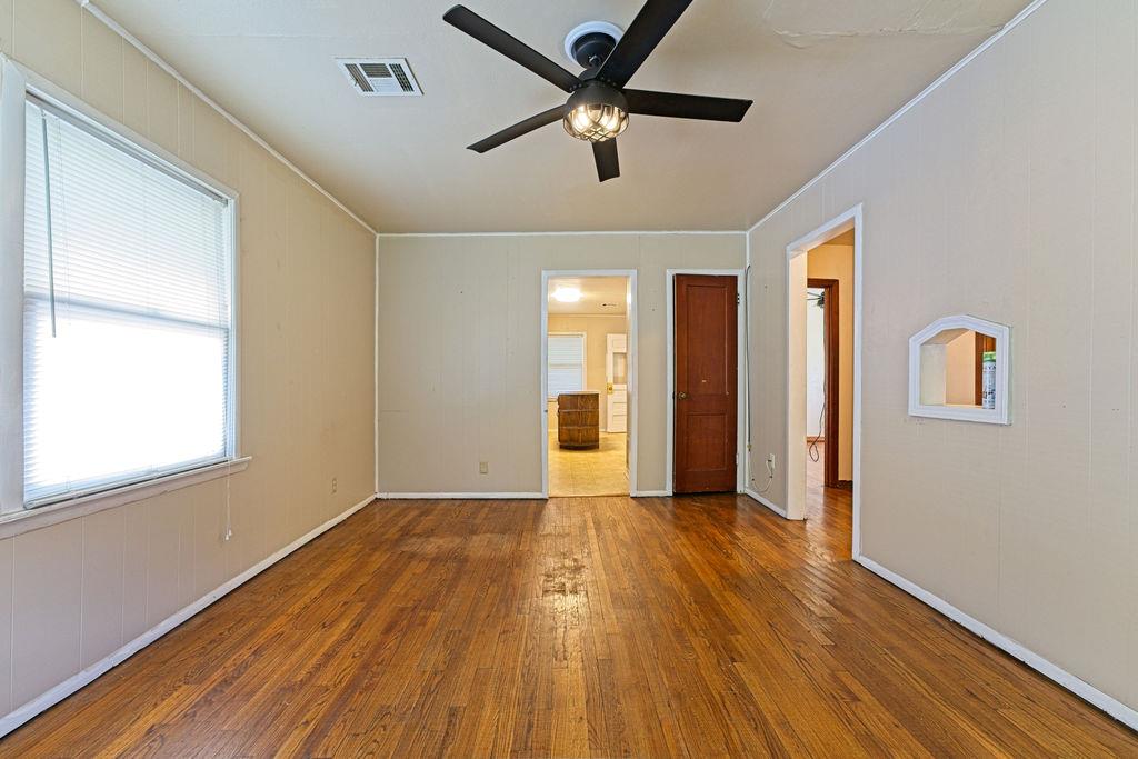 903 E Eufaula Street Property Photo 4