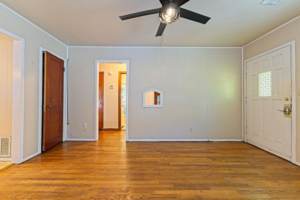903 E Eufaula Street Property Photo 6