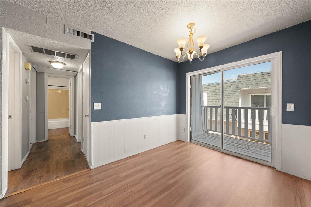 11421 N May Avenue B Property Photo 6