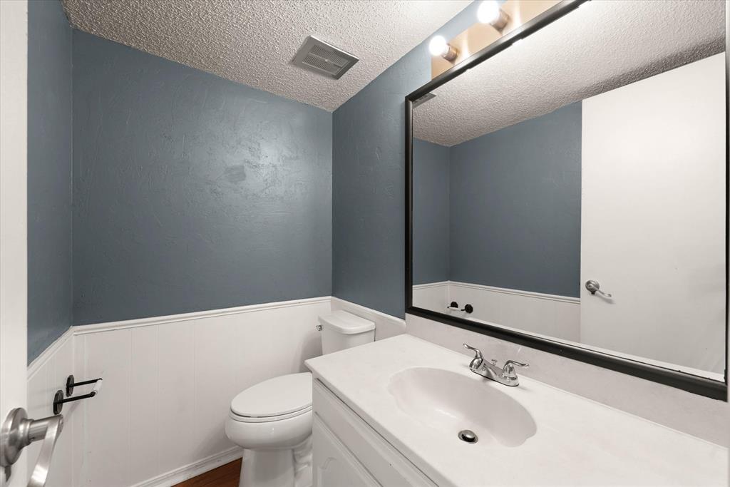 11421 N May Avenue B Property Photo 7