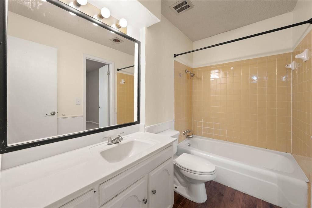 11421 N May Avenue B Property Photo 12