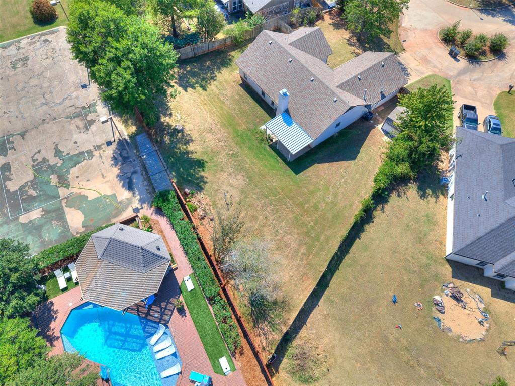 23 Crown Point Property Photo 8