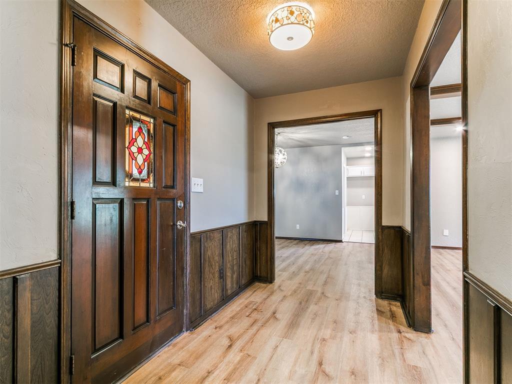 23 Crown Point Property Photo 10