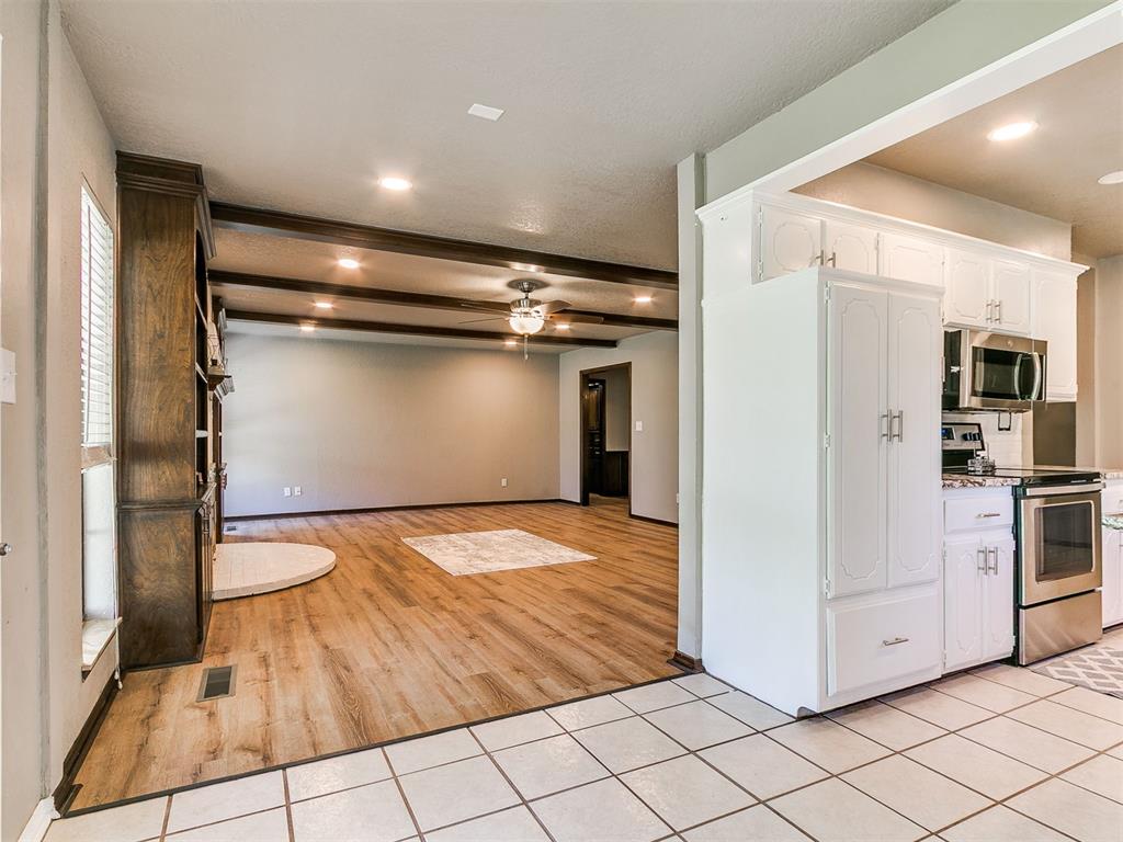 23 Crown Point Property Photo 17