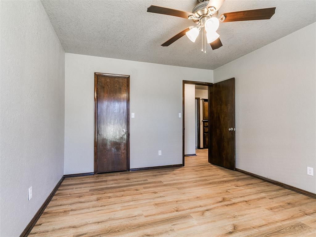 23 Crown Point Property Photo 41