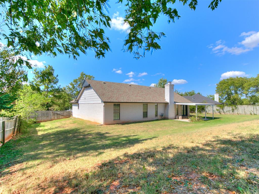 23 Crown Point Property Photo 48