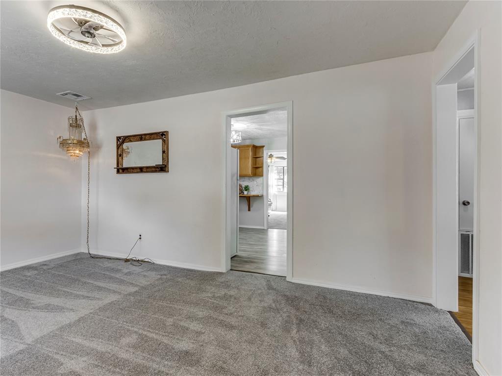 4608 N Mueller Avenue Property Photo 5