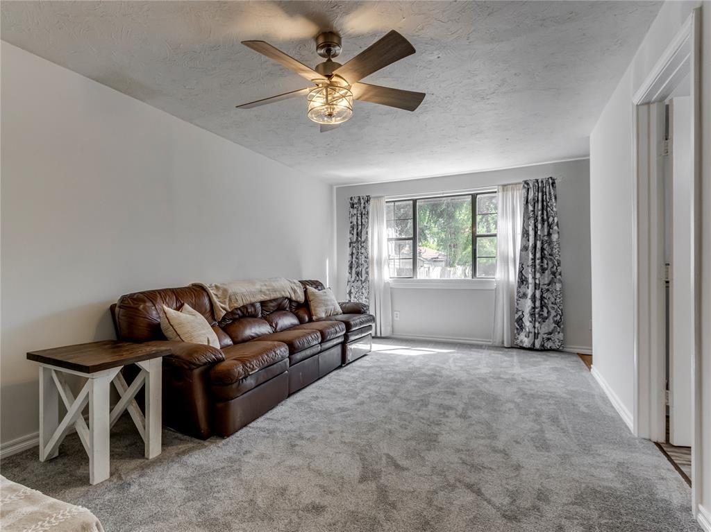 4608 N Mueller Avenue Property Photo 10