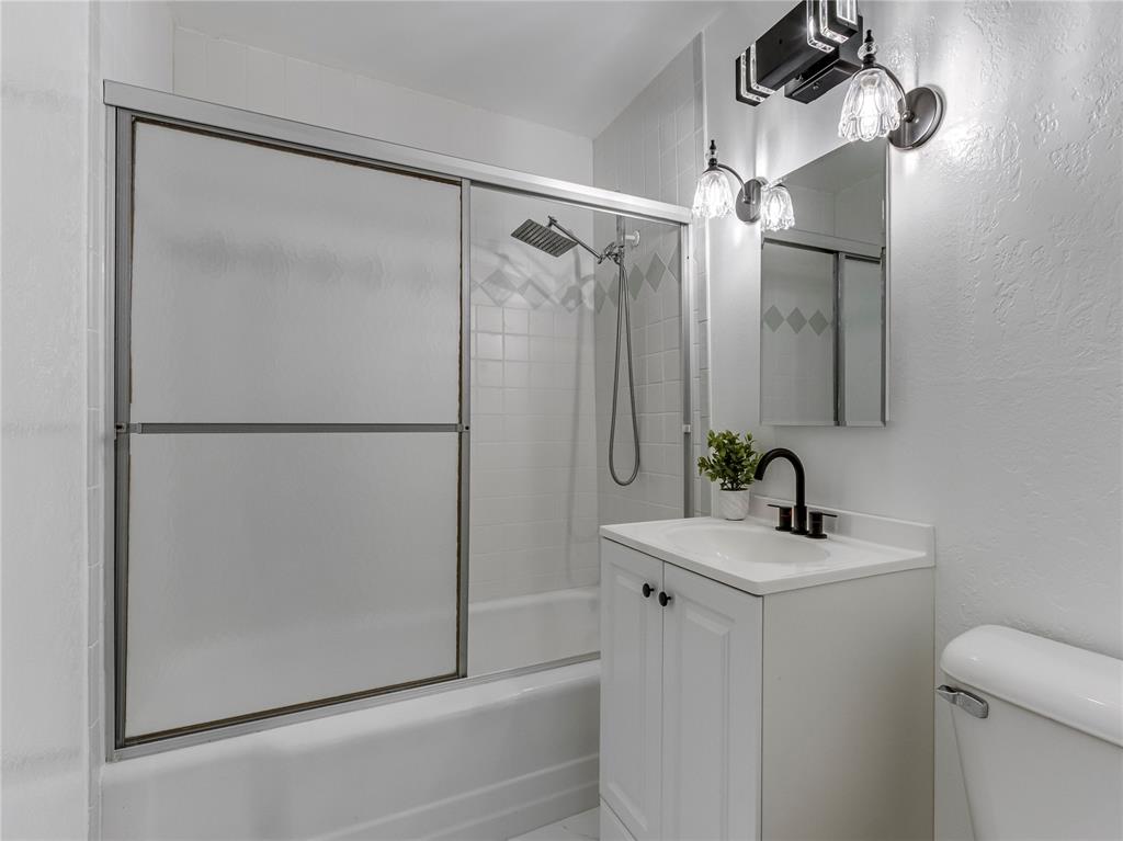 4608 N Mueller Avenue Property Photo 22