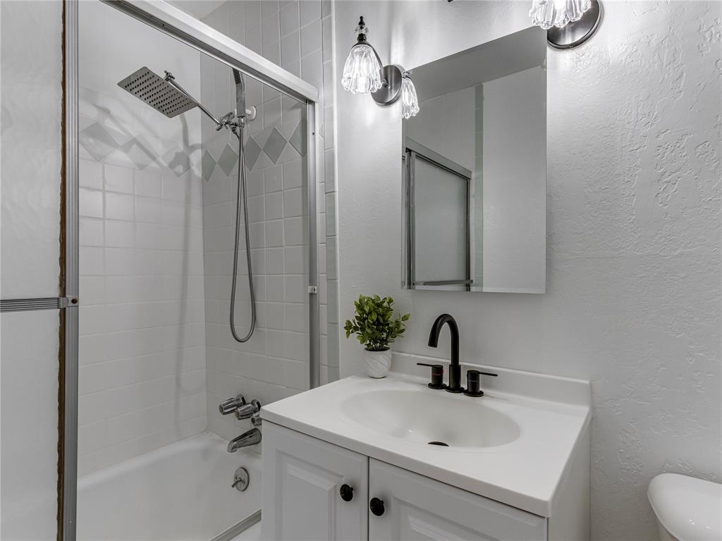 4608 N Mueller Avenue Property Photo 24