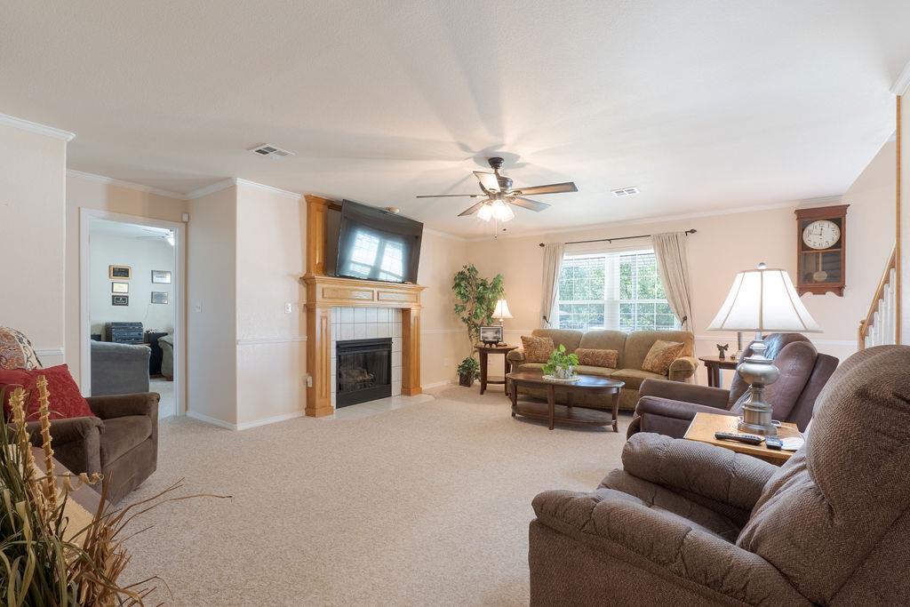 105 Camaron Drive Property Photo 3