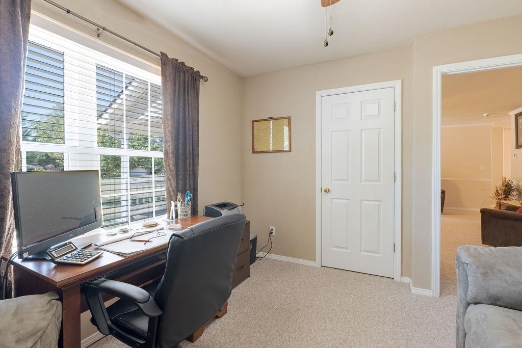 105 Camaron Drive Property Photo 11