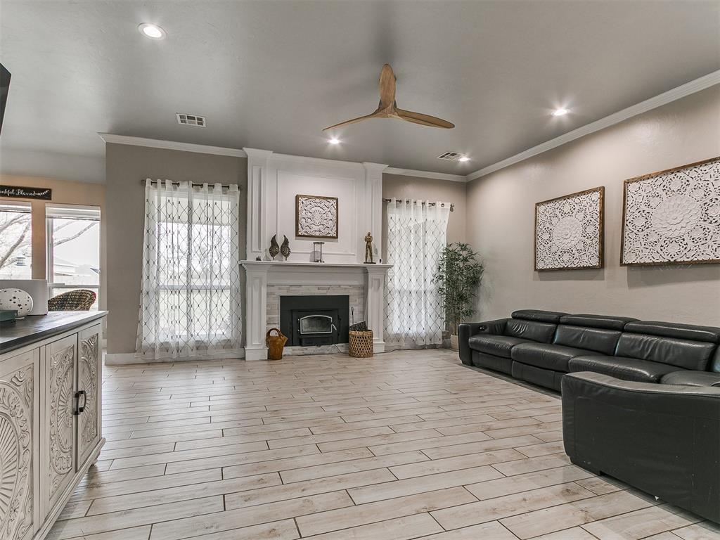4949 Penn Place Place Property Photo 10