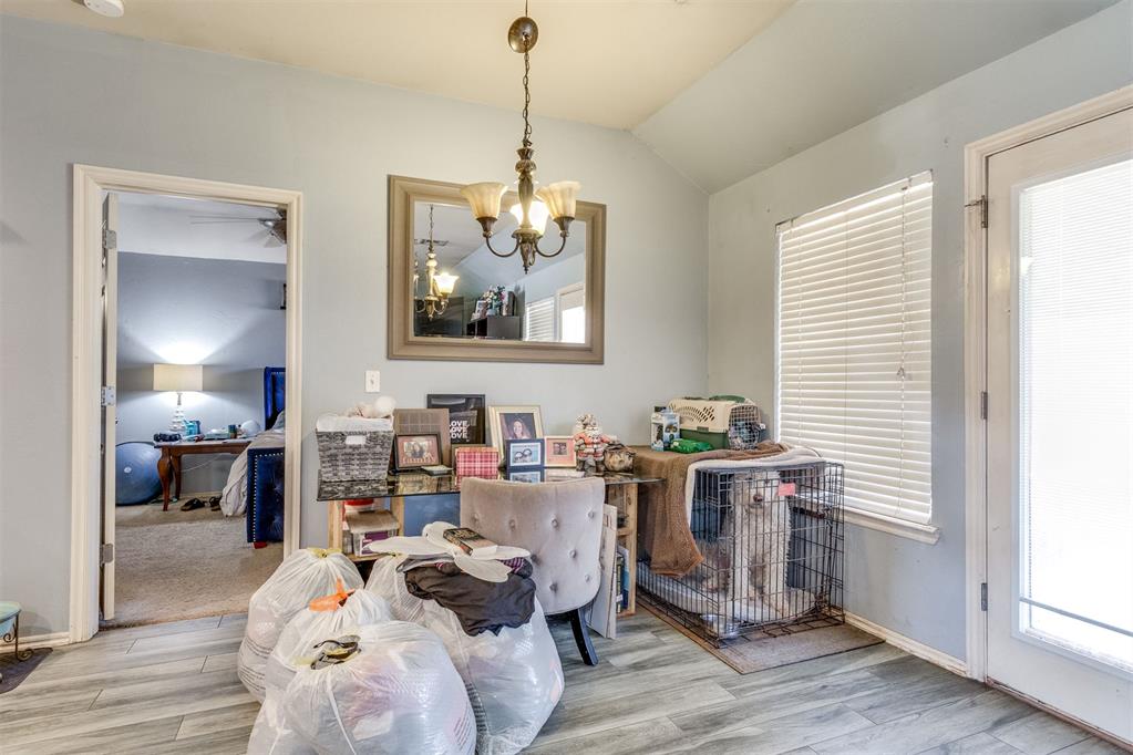 516 S Castle Ridge Lane Property Photo 6
