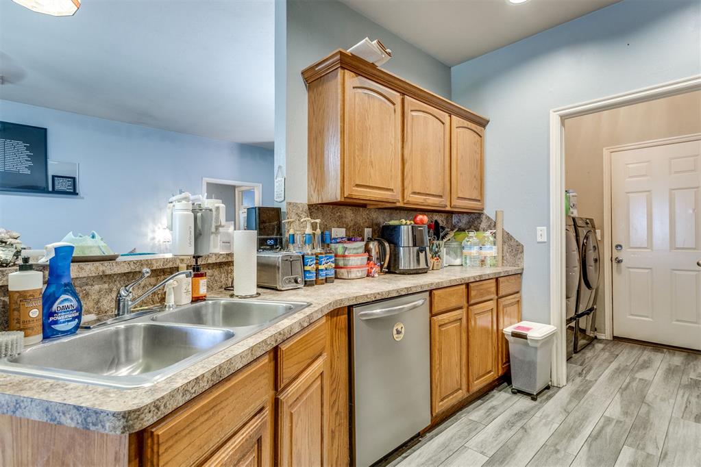 516 S Castle Ridge Lane Property Photo 8