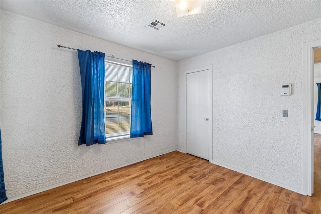 1920 Miramar Boulevard Property Photo 15