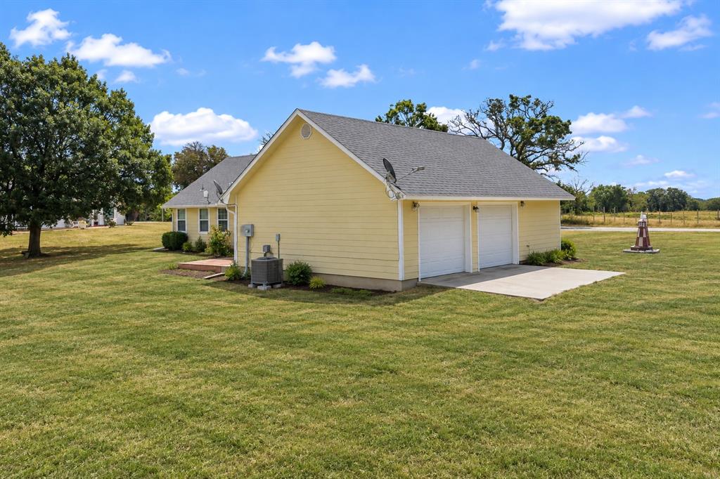 5048 Fairview Road Property Photo 4