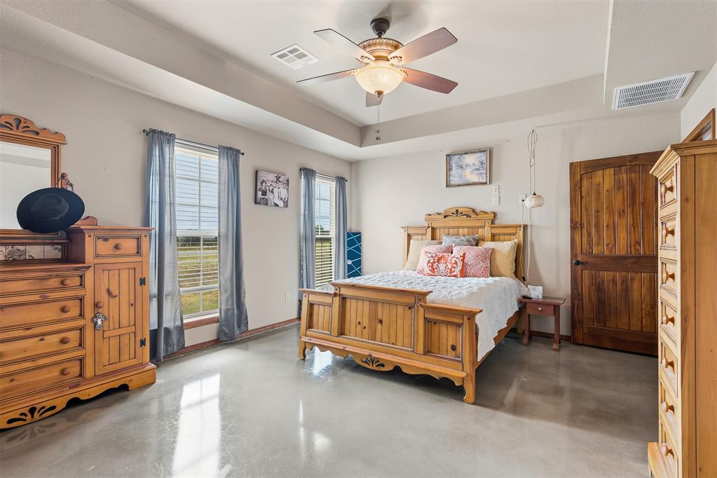 5048 Fairview Road Property Photo 18