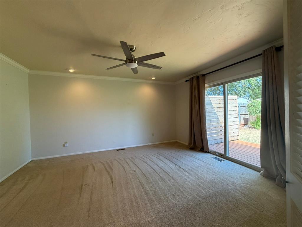 5305 Nw 110th Street Property Photo 15