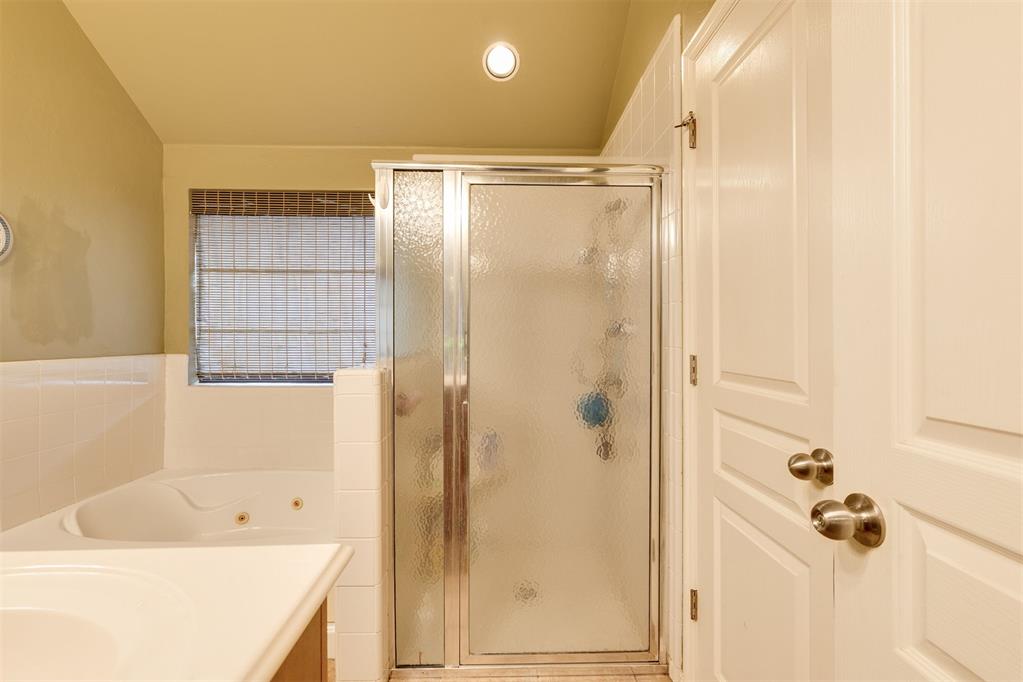 16320 Old Elm Lane Property Photo 18